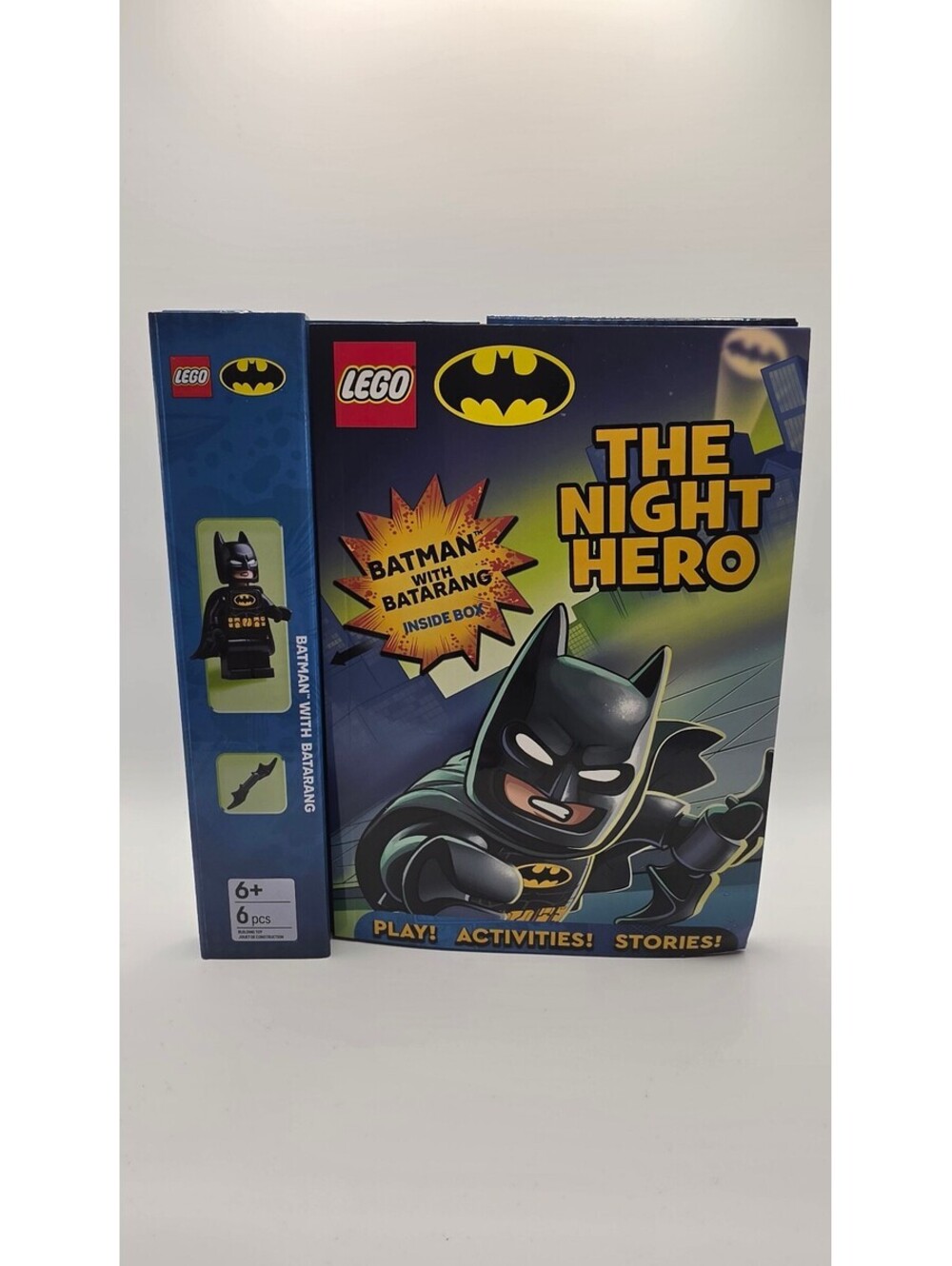 LEGO Batman The Night Hero Playset with Minifigure and Activities